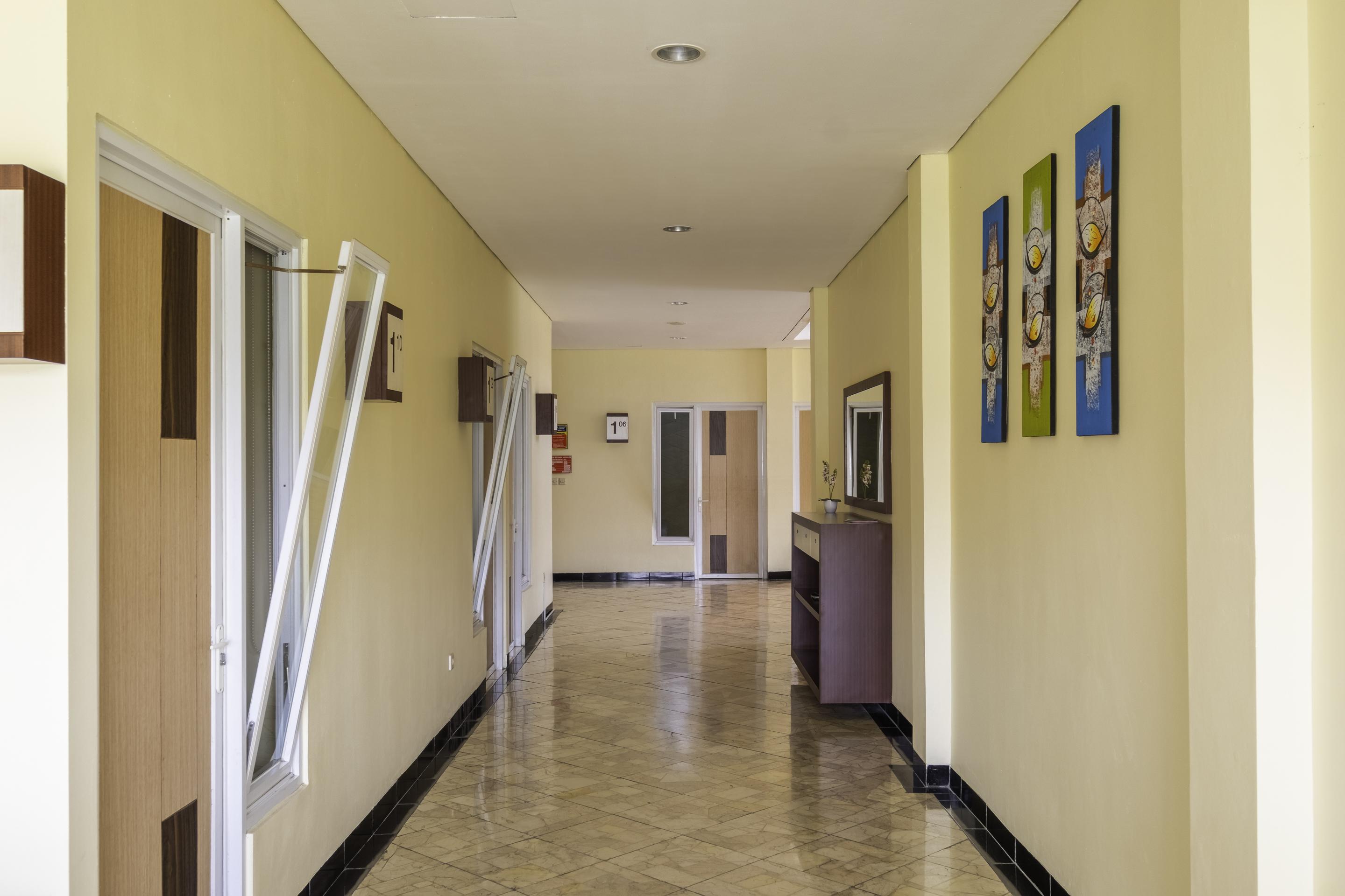 Oyo 2947 Cluster Harris Home Stay & Kos Cimindi Exterior photo